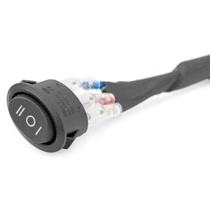 Comutatorul basculant inclus pentru controlul barei LED.
