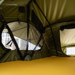 Vedere din interior a cortului CampTalk Whisper 190.