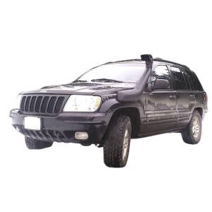 Snorkelul montat pe un Jeep Grand Cherokee WJ standard.