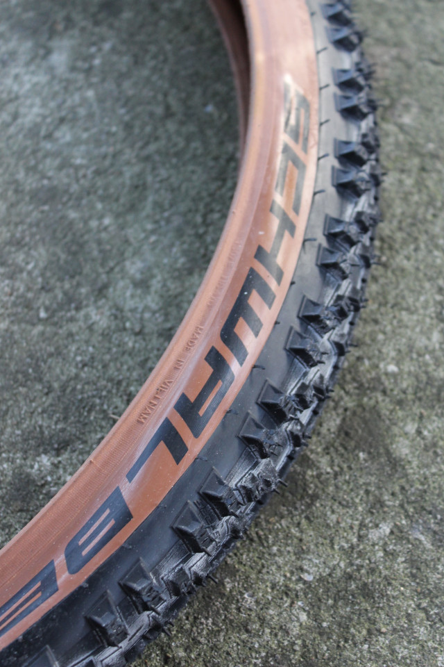 schwalbe-smart-sam-performance
