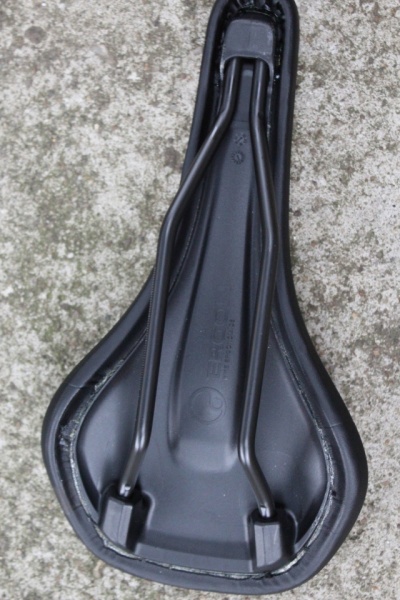 Ergon SM10 Men - stealth - sa bicicleta - Img 5