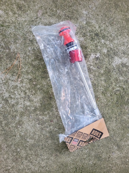 RockShox Air Spring Upgrade Kit - Debonair C1 for 160mm Zeb (A1+/2021+) - Img 2