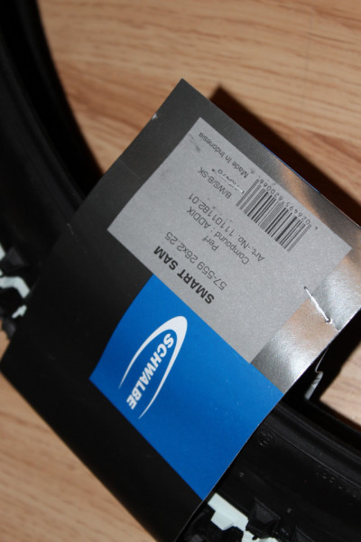 Schwalbe Smart Sam Addix White Stripes 26x2.25" - sarma - Img 4