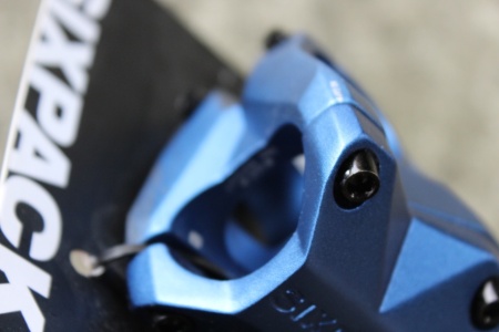 Sixpack Racing Kamikaze 31.8mm - Albastru - pipa bicicleta - Img 8