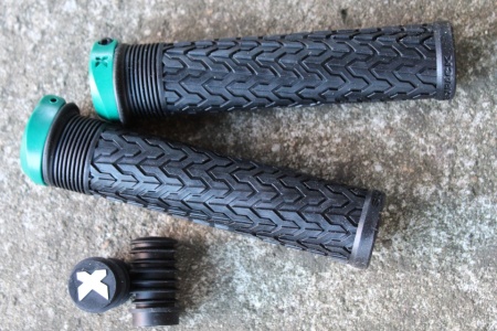 Sixpack Racing S-Trix PA manson lock-on verde - Img 4