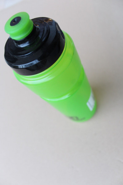 Triple Eight Icon bidon - 750ml verde - Img 5
