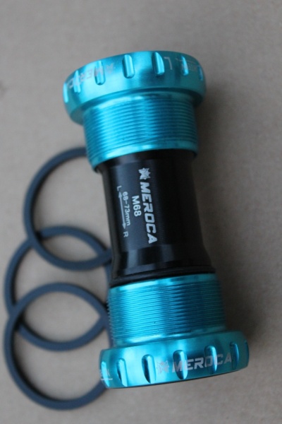 Meroca CNC Hollowtech 2 monobloc rulment - albastru - Img 4