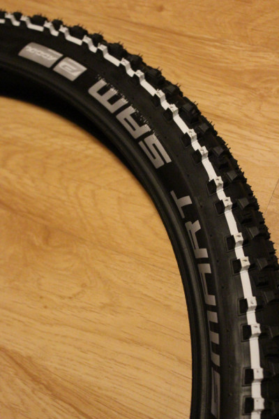 Schwalbe Smart Sam Addix White Stripes 26x2.25" - sarma - Img 5