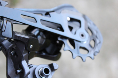 Shimano Deore XT RD-M8120 SGS - Shadow RD+ 12vit. schimbator spate - Img 5