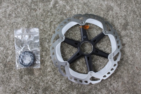 Shimano Steps RT-EM810 XT Center-Lock Ice Technology Freeza - 203mm disc rotor - Img 3