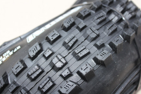 Maxxis Assegai WT 27.5x2.50" TR EXO Dual 60 - Img 4