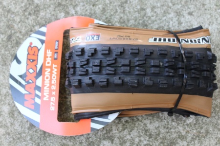 Maxxis Minion DHF II Tanwall WT 27.5x2.50" TR EXO Dual 60 Tubeless - Img 3