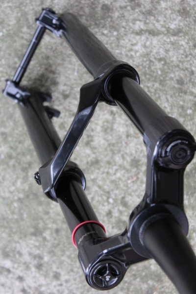 RockShox Lyrik Base 29" suspensie furca - 150mm - 44mm Offset - Tapered - 15x110mm Boost - Img 5