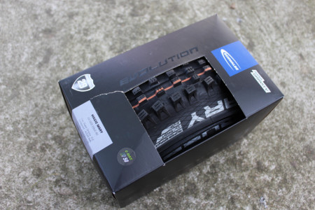 Schwalbe Magic Mary Evo 29x2.40 Addix Super Gravity DH TL-Easy Soft - Img 2