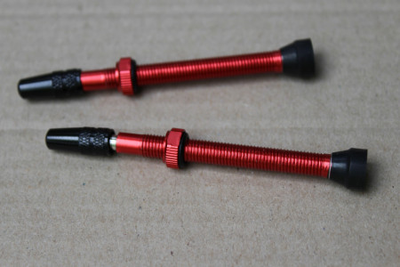 Set Valva tubeless FV 60mm Wake - rosu - Img 2