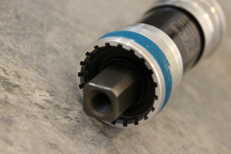 Shimano BB-UN300 monobloc rulment, ax patrat 107mm/68mm - Img 4