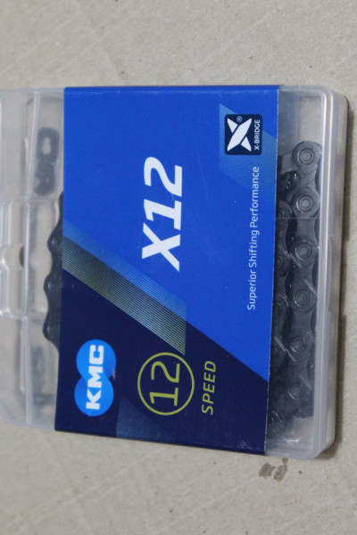 KMC X12 Tech black 12vit. + Missing Link 126L - lant bicicleta - Img 3