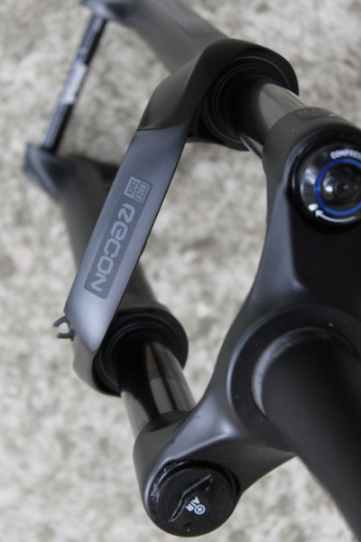 RockShox Recon Silver RL29" SoloAir Tapered Boost 100mm suspensie MTB - Img 2