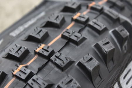 Schwalbe Big Betty Evo Super Trail 29x2.40 Addix Soft E-50 TL-Ready - Img 6