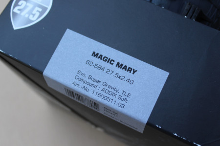 Schwalbe Magic Mary Evo 27.5x2.40 Addix Soft - Super Gravity DH TL-Easy - Img 3