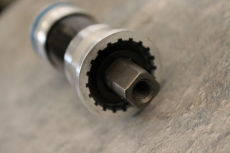 Shimano BB-UN300 monobloc rulment, ax patrat 107mm/68mm - Img 5
