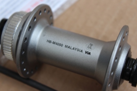 Shimano HB-M4050 Center-Lock butuc fata 36H + QR alu - Img 3