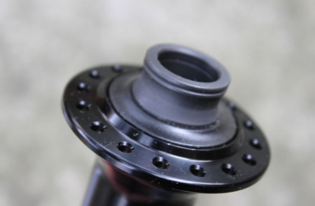 Shimano HB-TC500-15-B Boost Center-Lock butuc fata 15x110mm 32h - Img 4