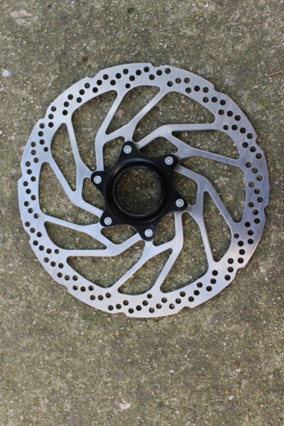 Shimano SM-RT30-L Centerlock - 203mm disc rotor - fara lockring - Img 5