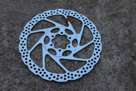 Shimano SM-RT56 Deore - 180mm disc rotor - Img 5
