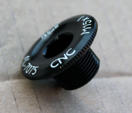 Surub angrenaj monobloc M15 - negru - Img 2
