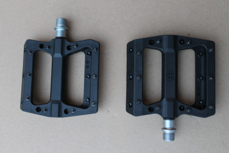TRIPLE EIGHT ETP - Nylon Flat Pedale - Img 3