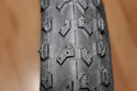 Continental Mountain King Performane 26x2.3 - Img 5