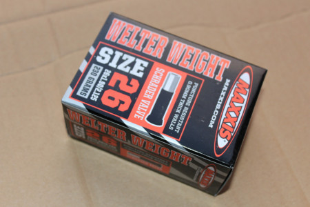 Maxxis WelterWeight AV - 26x1.90-2.215 camera MTB - Img 2