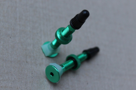 Set Valva tubeless FV 40mm Wake - verde - Img 3