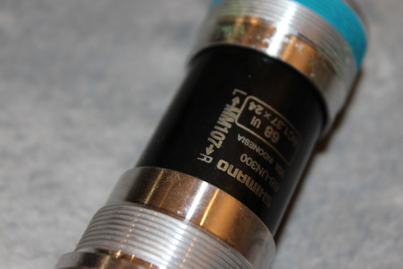Shimano BB-UN300 monobloc rulment, ax patrat 107mm/68mm - Img 6
