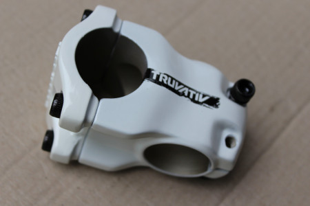 Truvativ Hussefelt pipa 0° 31,8mm 1 1/8" - Snow White - Img 4