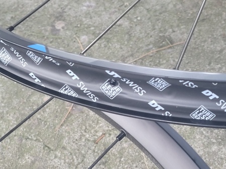 DT Swiss H 1900 Spline Mullet 30mm CL Boost Shimano - set roti MTB - Img 3