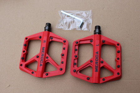Meroca Slim - Nylon Flat Pedal - Rosu - Img 2