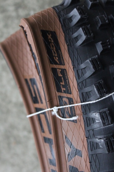 Schwalbe Magic Mary Addix TwinSkin 29x2.40 Bronze Skin - TL-Ready - Img 2