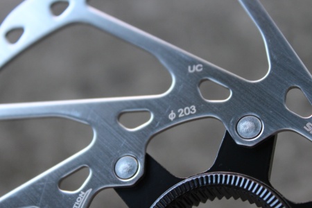 Shimano SM-RT64 Center-Lock - 203mm disc rotor - Img 2