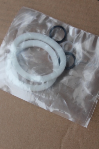 SKF Fork Seal Kit RockShox 38mm diametru - Img 4