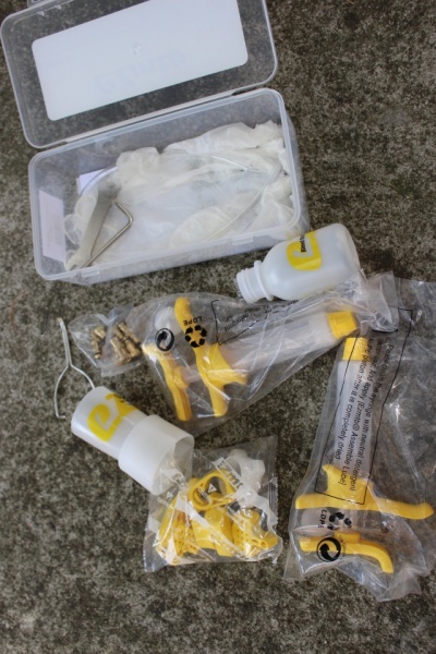 Bleed kit EZ Universal Pro - pentru frane, dropper si shock hidraulic - Img 6