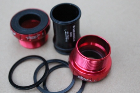 Meroca CNC Hollowtech 2 monobloc rulment - rosu - Img 4