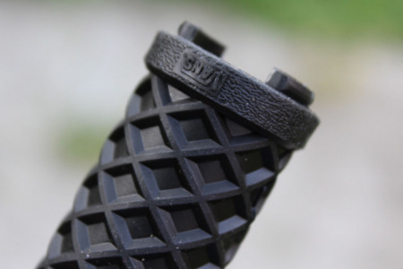 ODI Vans Limited Edition Lock-On grips - negru - Img 5