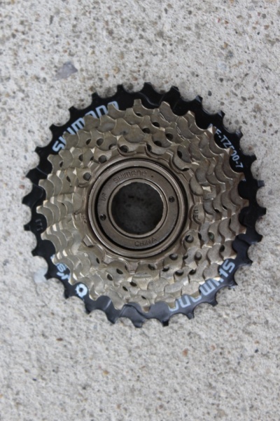 Pinion Filet Shimano Tourney MF-TZ500 - 7vit. HG 14-28T - Img 2