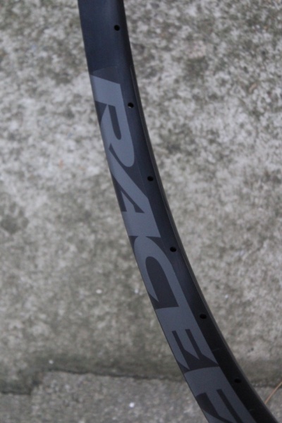 Race Face AR30 Offset - 29 Inch - 32 gauri janta MTB - Img 7