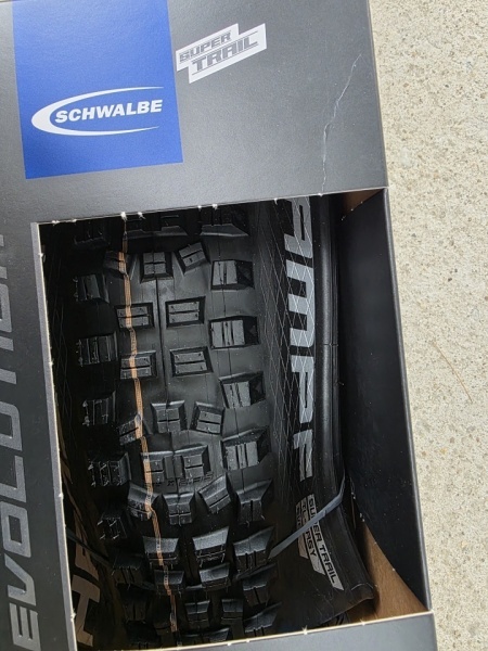 Schwalbe Hans Dampf Evo Super Trail ADDIX Soft - TL-R 26x2.35 - pliabil - Img 3