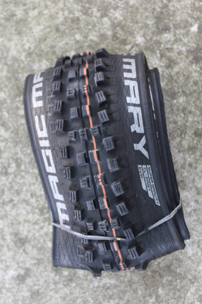Schwalbe Magic Mary Evo 29x2.40 Addix Super Gravity DH TL-Easy Soft - Img 6