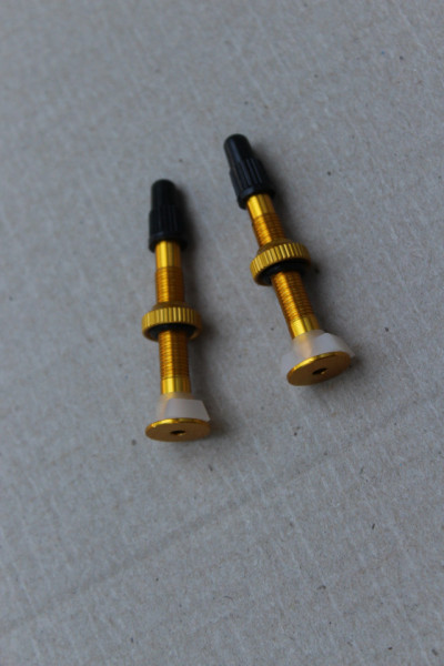 Set Valva tubeless FV 40mm Wake - auriu - Img 2