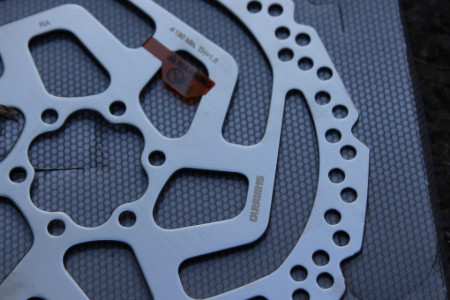Shimano SM-RT26-M - 180mm disc rotor - Img 7
